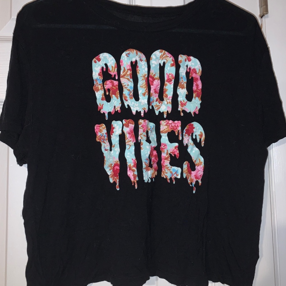 Good Vibes Crop-Top